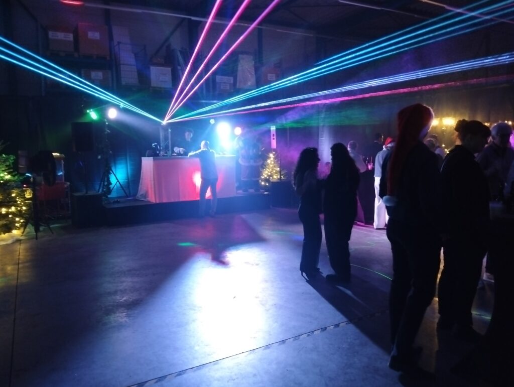 Full Color Lasereffecten RGB kleurenlasers beamshows special effects